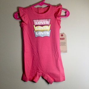 NWT Levi’s Ruffle Sleeve Romper